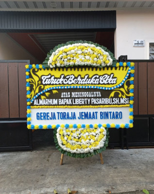 Papan Bunga Duka di Serang